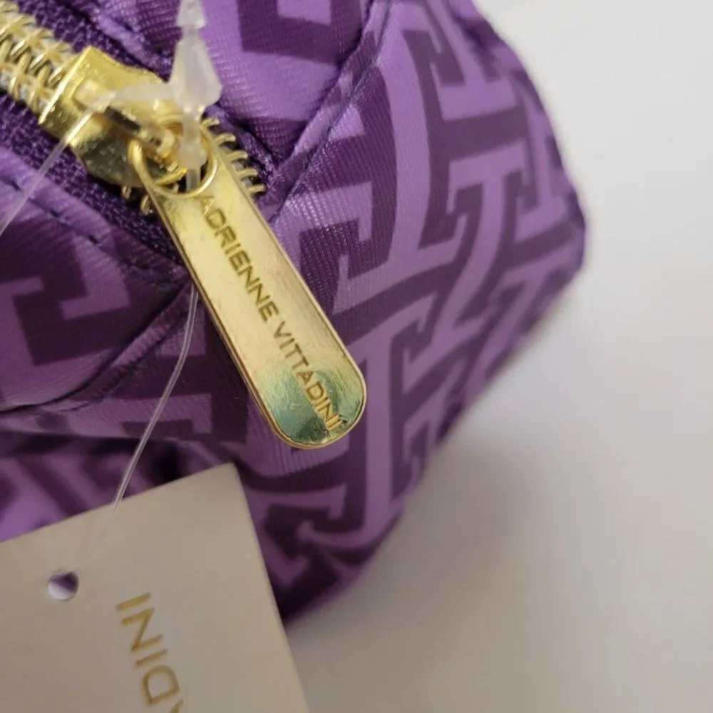 Adrienne Vittadini  cosmetic cases‎